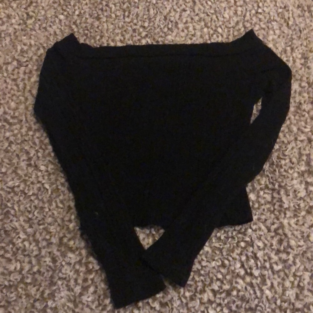 Long sleeve crop top